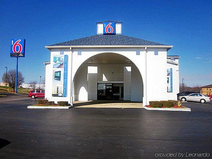 Hotel 6-dickson, Tn 3*
