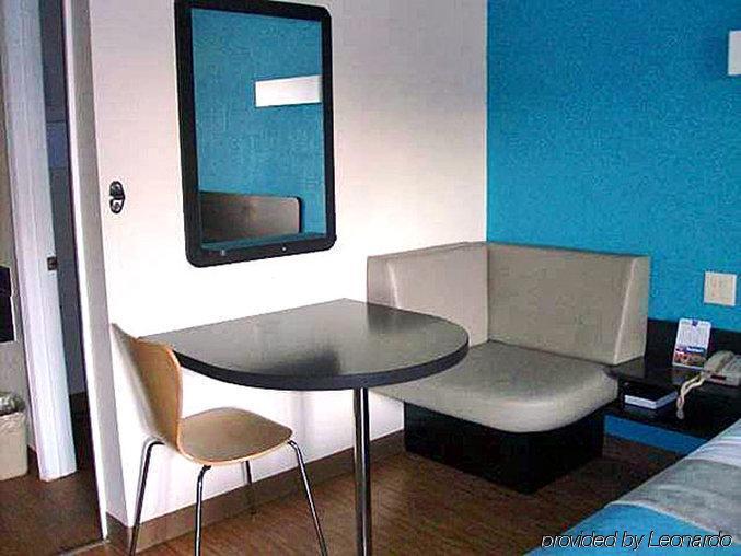 6-dickson, Tn 3*