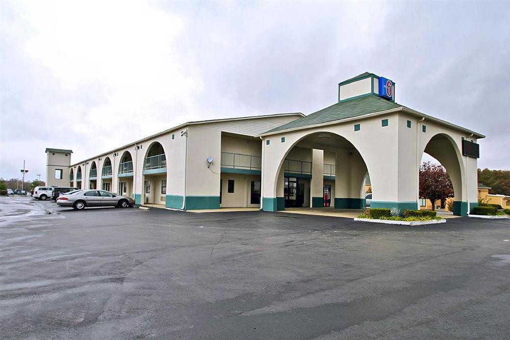 Hotel 6-dickson, Tn 3*